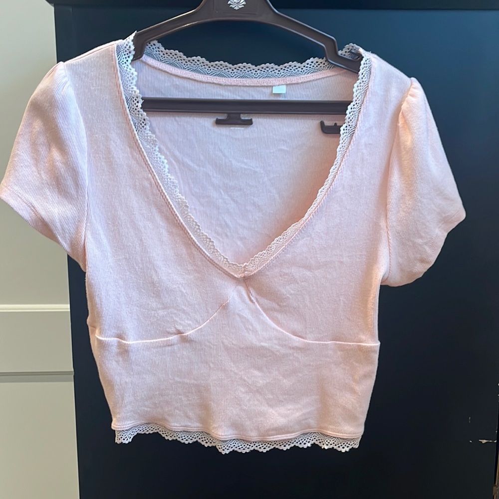 PAC pink v neck laced top